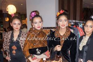 Kebaya Lence by Leny McDonnel