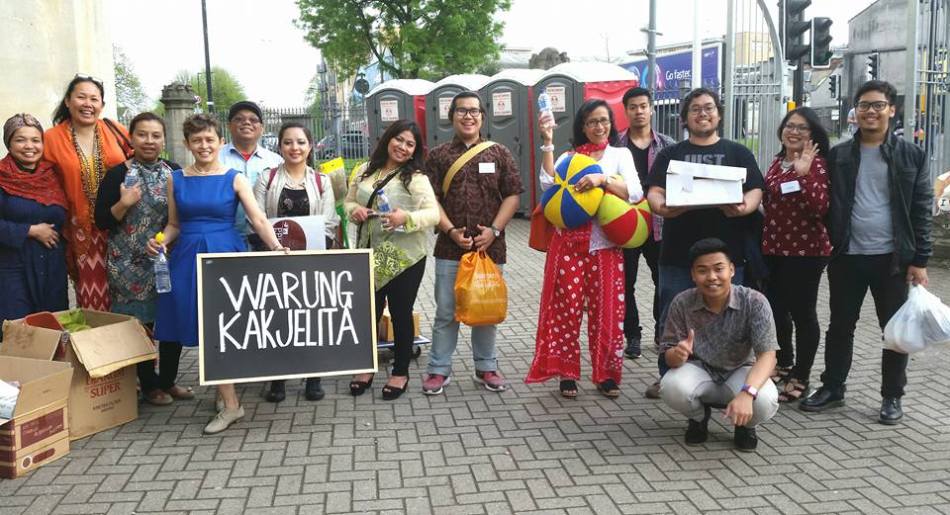 Last we-fie before we leave the venue with those who had helped and involved in the event